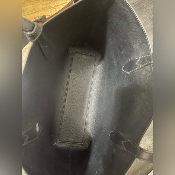 Burberry Reversible leather tote - Picture 6 of 7